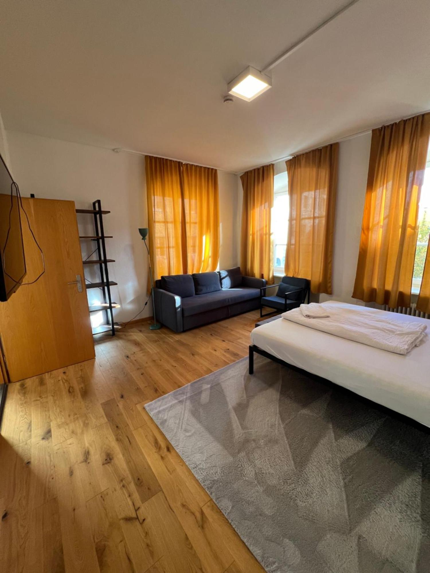 Kemptencityhostplus-Unterkunft Charme Im Denkmal Екстериор снимка